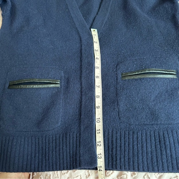 Madewell lambs wool w/ 100% leather trim pockets & elbow patches Size XS cardi - Picture 16 of 16